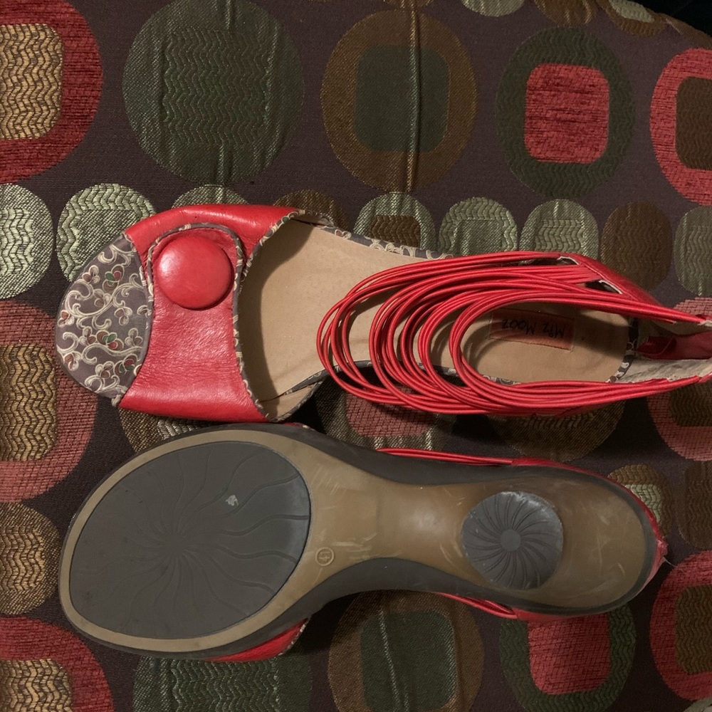 Gently worn Miz Mooz shoes